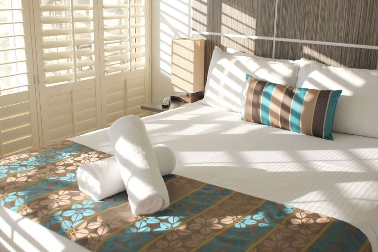 modern-hotel-bedroom-interior-2025-01-07-23-16-39-utc